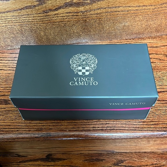 Vince Camuto Blue Reselm Quilted Strap Leather Square Toe Mule Sandal Size 10 - Picture 8 of 11